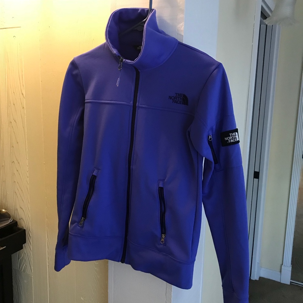 Women’s North Face zip up